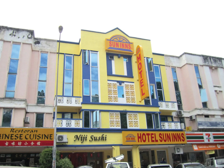Sun Inns Hotel Kepong — отель с удобствами в Куала-Лумпуре