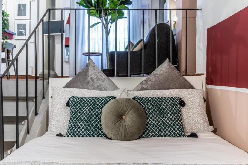 Wine Apartments Florence Vernaccia — забронировать отель в Флоренции