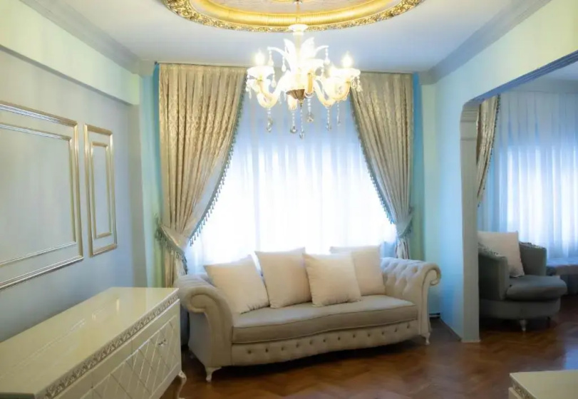 Цены на 3 Diffrent Apartments - Family Flats - Old Town - City Center в Стамбуле