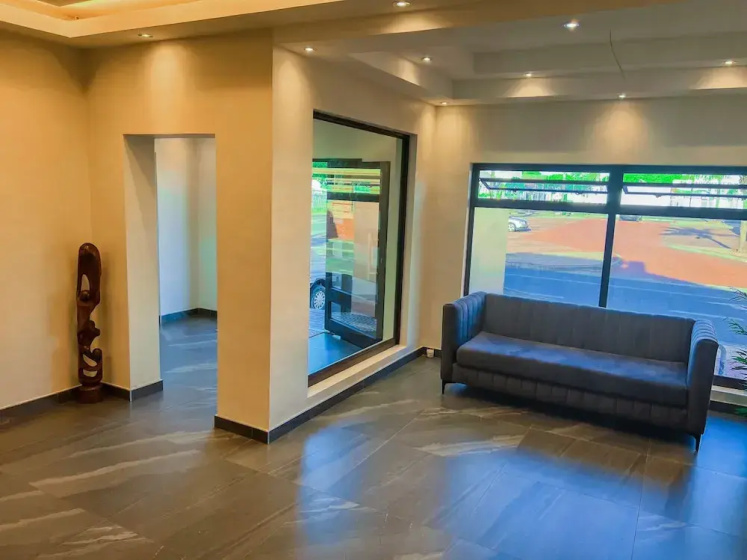 Fairstay Lodge — забронировать отель в Кейптауне