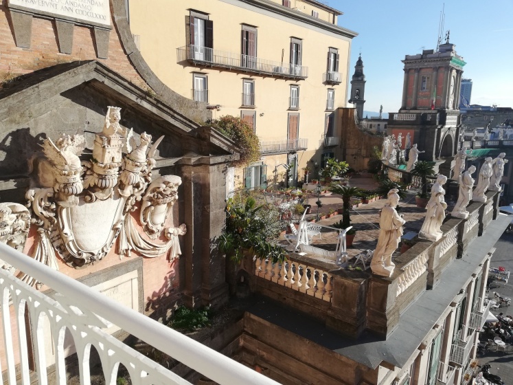 Rinuccini Relais — забронировать отель в Неаполе
