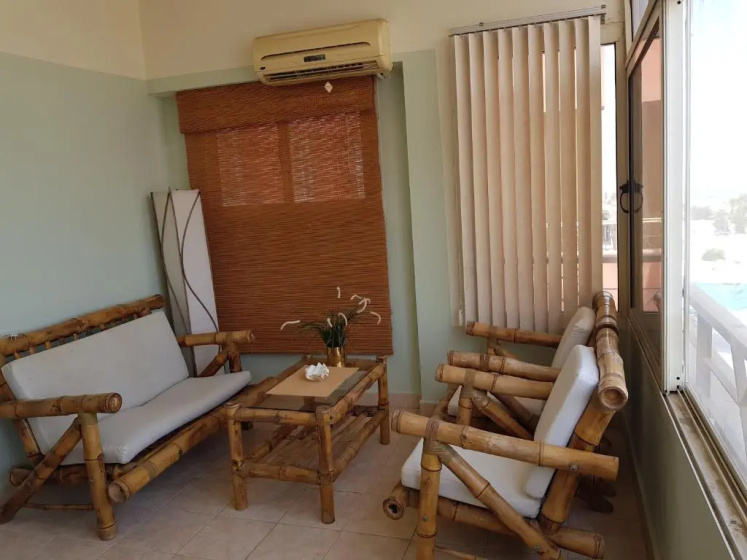 Lucky Apartment Hurghada sea view with swimming pool — отель с удобствами в Хургаде