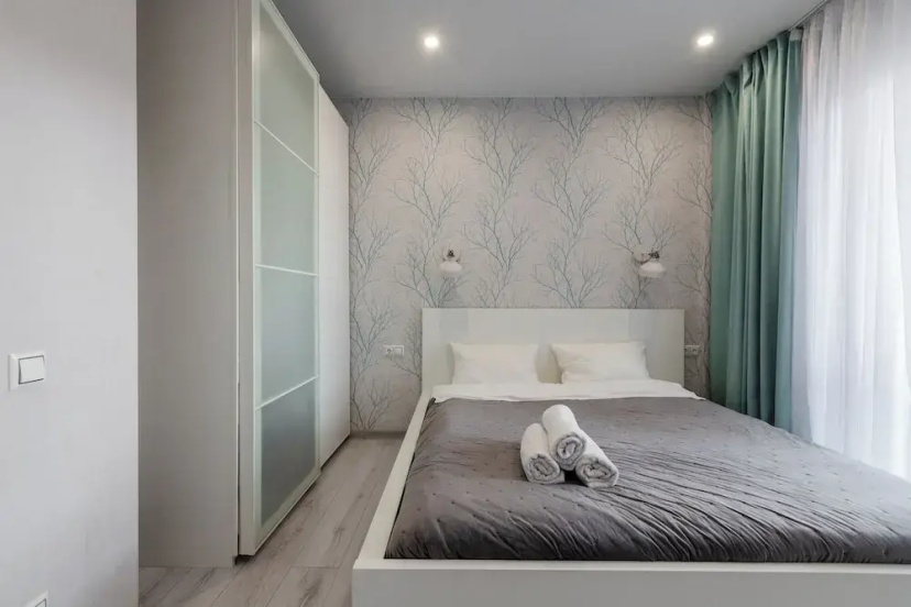 Цены на Cozy apartment near Boulevard Picasso в Минске