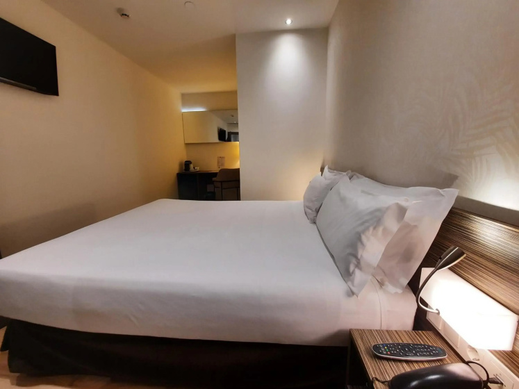 Air Rooms Madrid by HelloSky 3 — отель в Мадриде, Испания