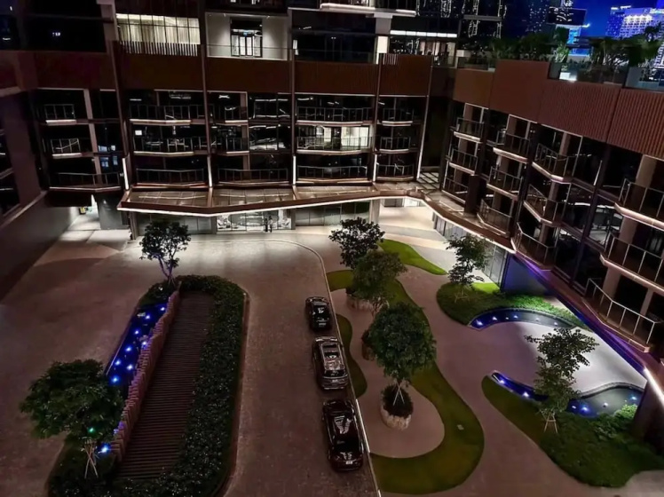 Opera View Residence City Center — отель с удобствами в Хошимине