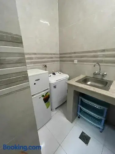 Ghrf fy slalh aljdydt llajar alywmy — забронировать отель в Салала