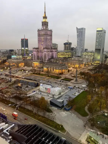 Leo Apartment 3 — отель в Варшаве, Польша