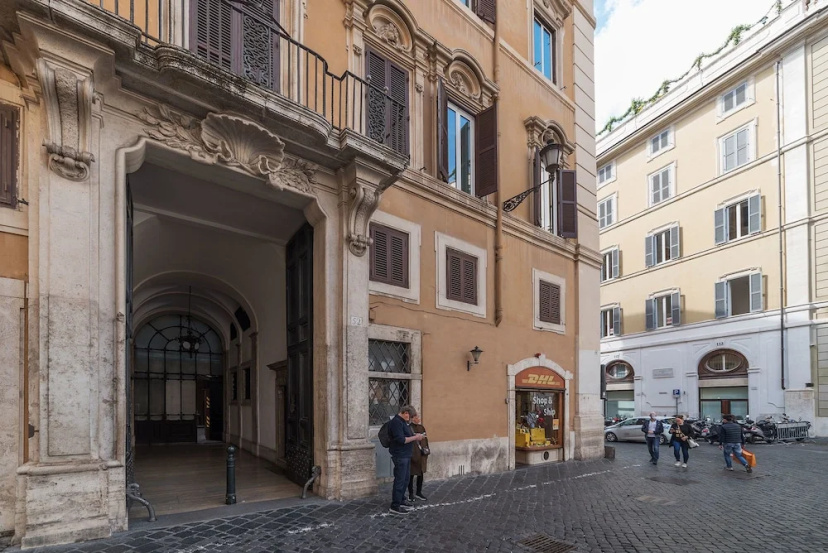 Montecitorio Lovely Apartment — комфортный отель в Риме