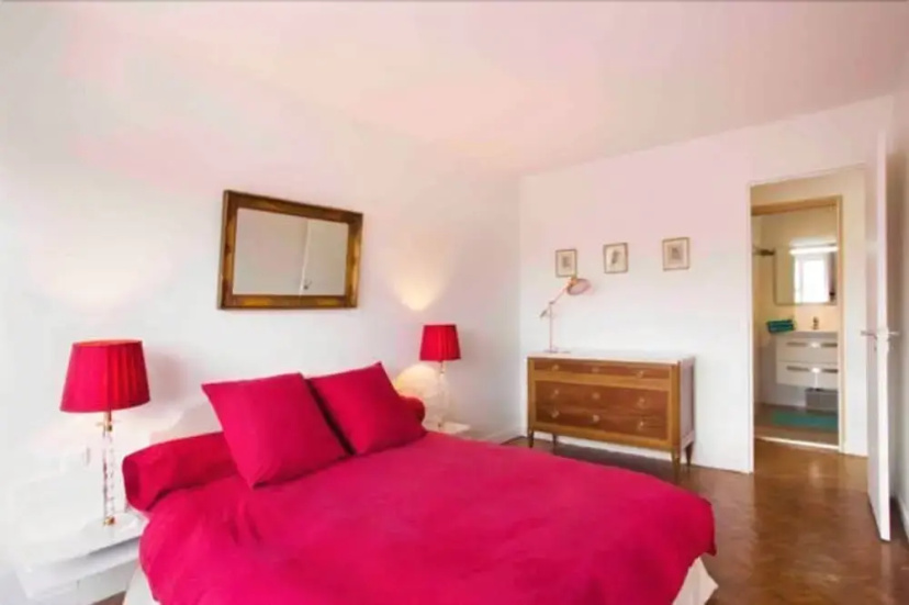 Apartment Rue Claude Terrasse — отель с удобным расположением в Париже