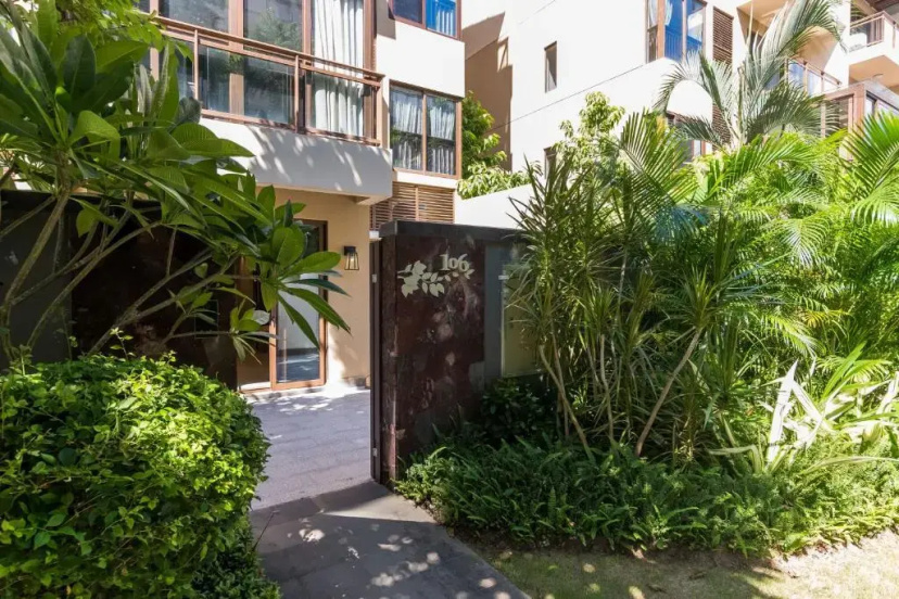 Iccssi Villa Haitang Bay Sanya — отель с удобным расположением в Санье