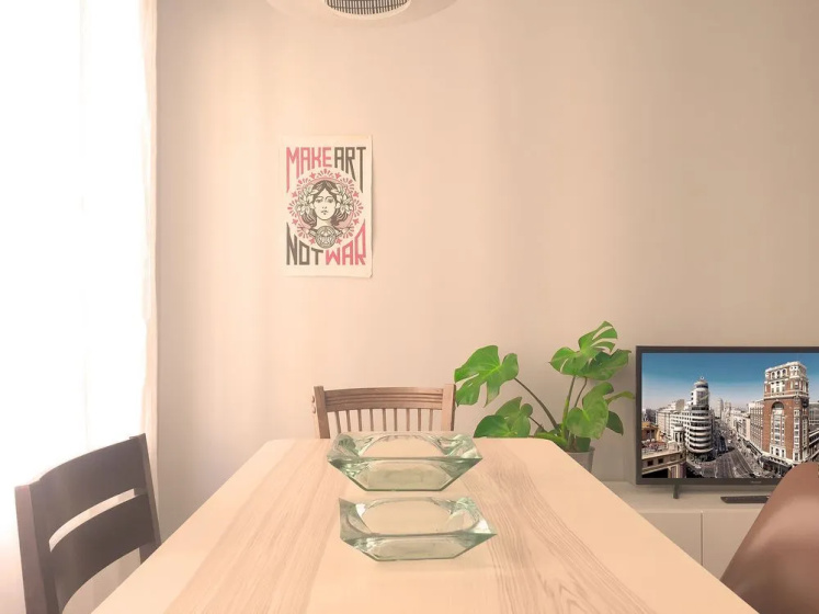 Apartamentos Candilejas — забронировать отель в Мадриде