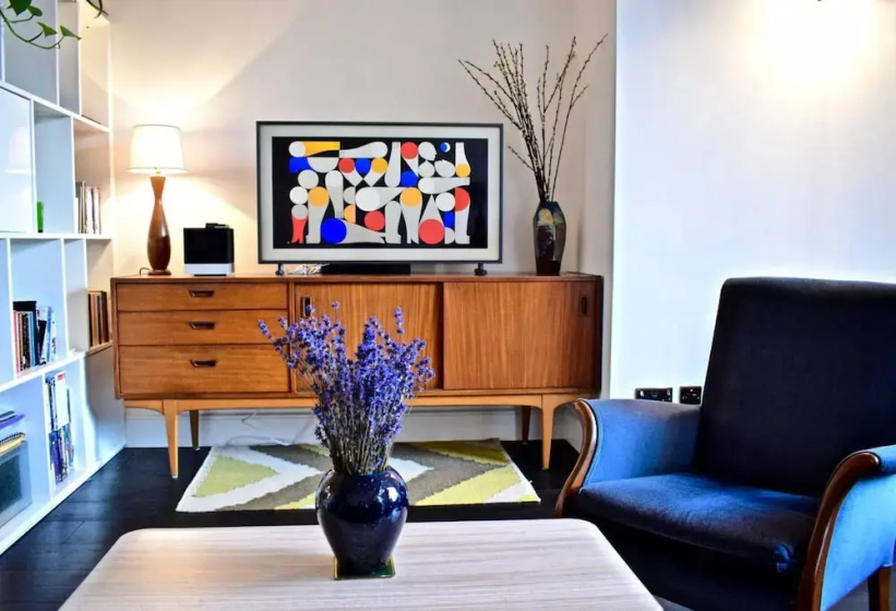 1 Bedroom Flat in Central London — комфортный отель в Лондоне