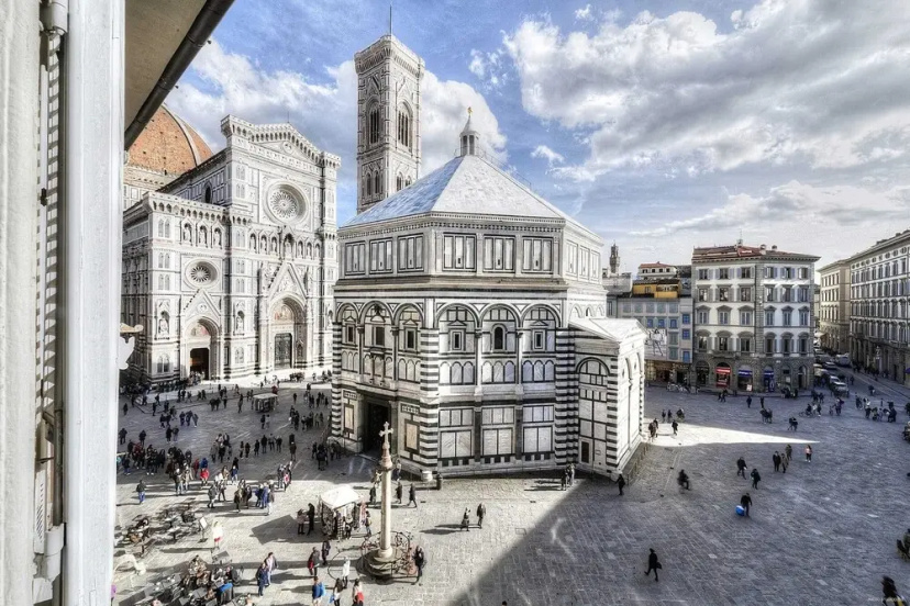 Duomo Apartment Amazing View - Hosted by Sweetstay — отель с удобствами в Флоренции