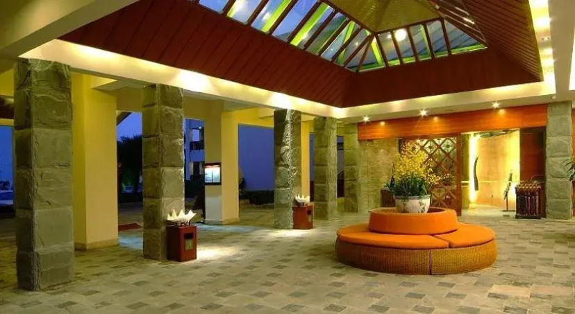 Palm Beach Resort Yalong Bay Sanya — отель в Санье для романтического отдыха