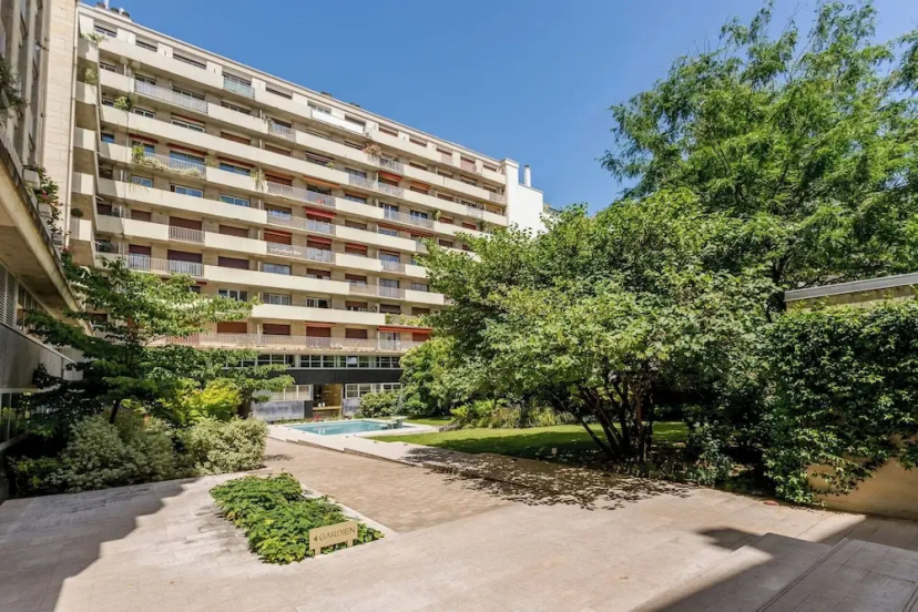 Merveil Luxury Suites - Grenelle I-II — отель с удобным расположением в Париже