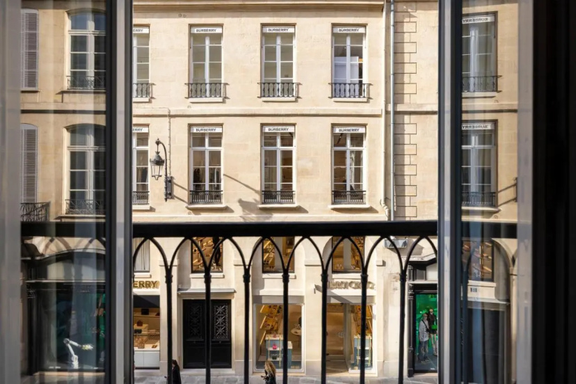 Цены на Yuna Saint-Honoré - Serviced Apartments в Париже