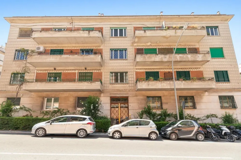 Bright And Spacious Family Apartment In Parioli — отель с удобным расположением в Риме