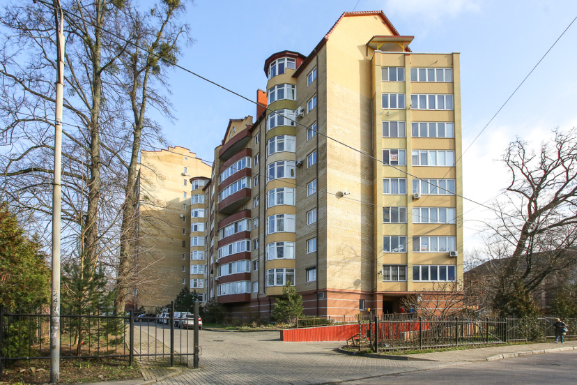 Цены на Апартаменты Апартик с выходом к озеру в Калининграде