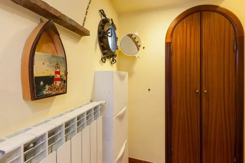 Apartment Amedeo Savoia - BH 49 — комфортный отель в Неаполе