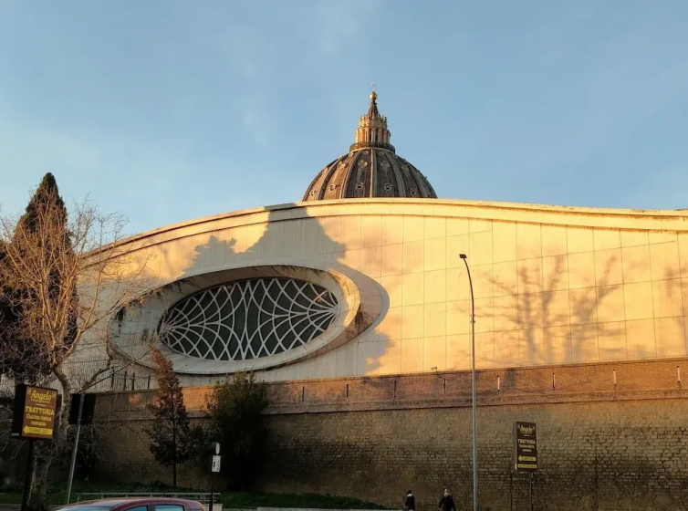 Цены на BePlace Holy See в Риме