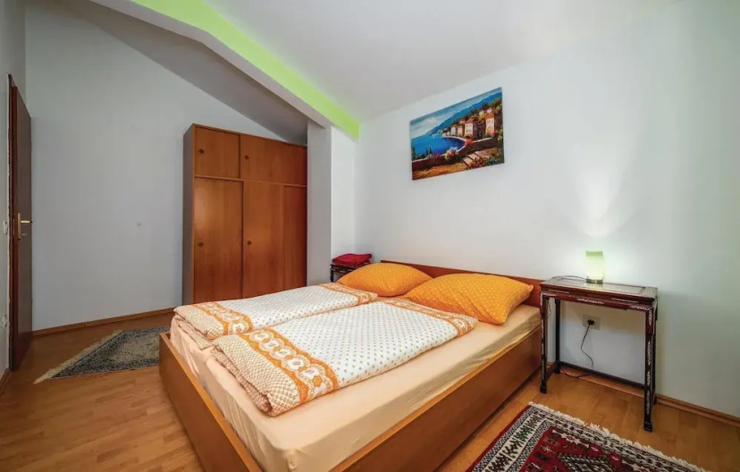 Awesome Home in Sv lovrec With Wifi and 2 Bedrooms - Hotel in Porec - Photo 1