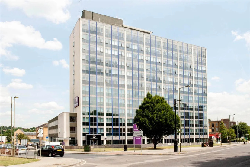 Premier Inn London Hendon The Hyde 3 — отель в Лондоне, Соединенное Королевство