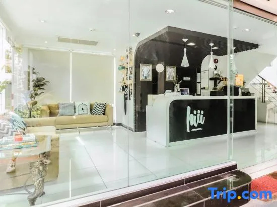 P Villa Lamoon Thonglor — комфортный отель в Бангкоке