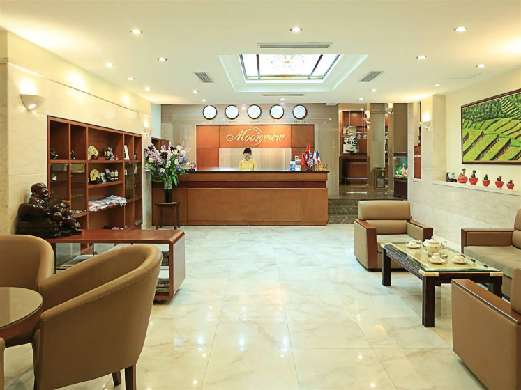 Moon View Hotel — забронировать отель в Ханое