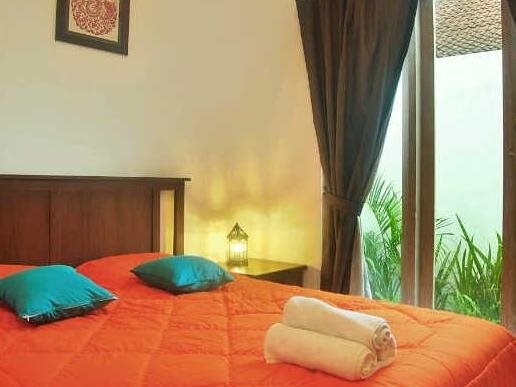 D'joemah Nadja Homestay — отель с удобствами в Денпасар