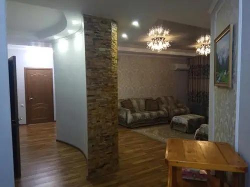 Skyland Guest House — отель с удобным расположением в Бишкек