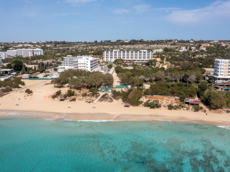 Sanders Florida - Adorable 1-bdr Apt w Sea View — комфортный отель в Айя-Напа