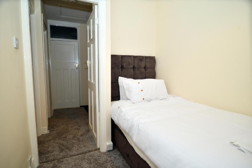 London Luxurious Sweet Home — забронировать отель в Лондоне