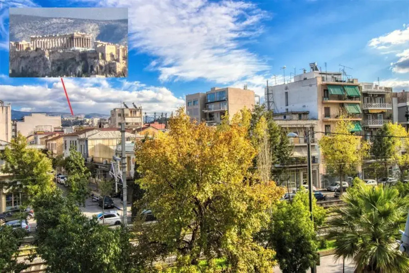 Gazi apartment with Acropolis views — отель в Афины, Греция
