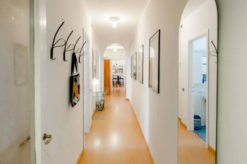 Roomy Central Apartment — комфортный отель в Милане