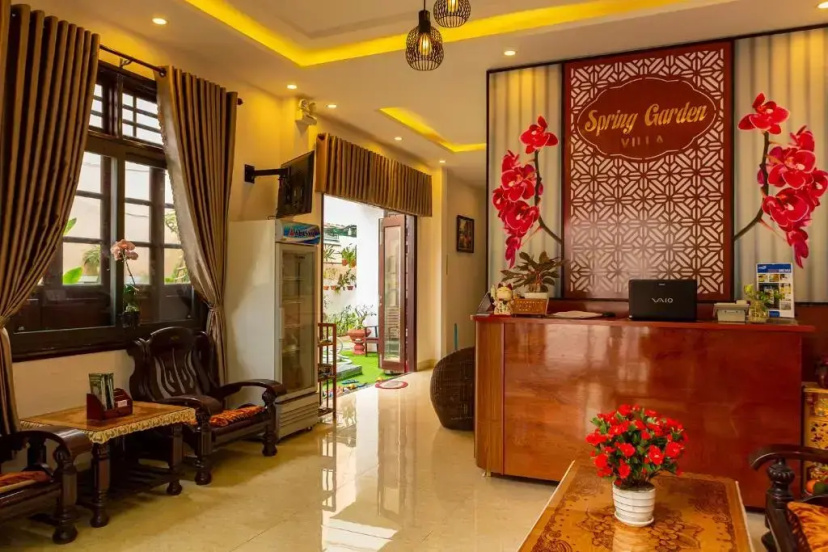 Spring Garden Villa Hoi An — отель с удобным расположением в Дананге