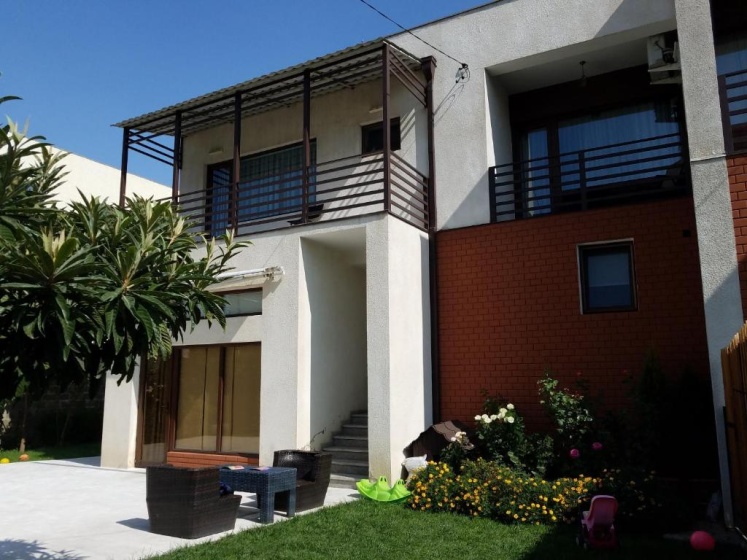 House in Tbilisi — отель в Тбилиси, Грузия