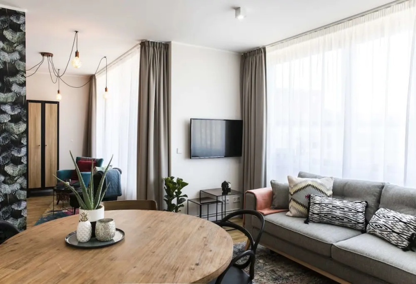 rent24 Apartments & Suiten P180 — отзывы гостей и цены