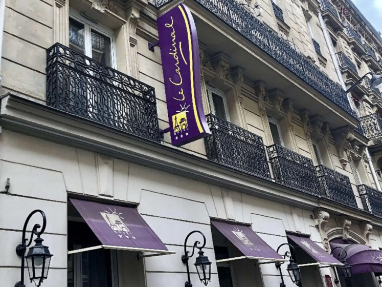 Hotel Le Cardinal — отель с удобствами в Париже
