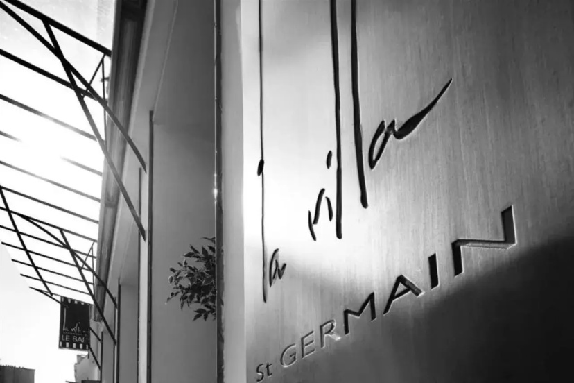 La Villa Saint Germain des Prés — забронировать отель в Париже