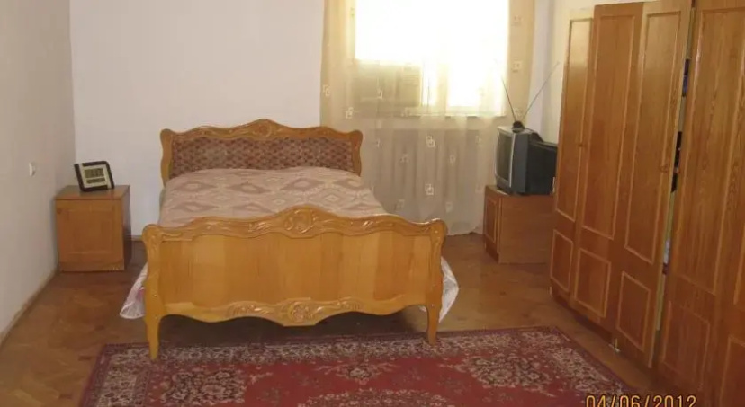 Centre of Yerevan Four Bedroom Villa — комфортный отель в Ереван