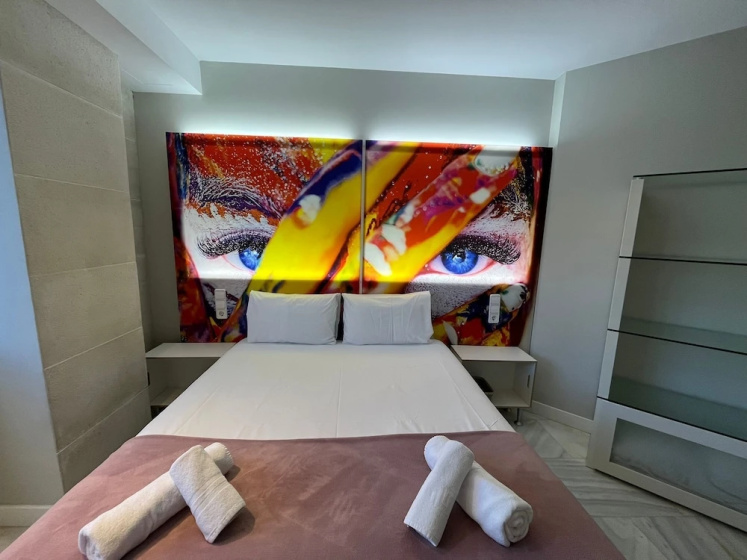 Homelikes Madrid — отель с удобствами в Мадриде