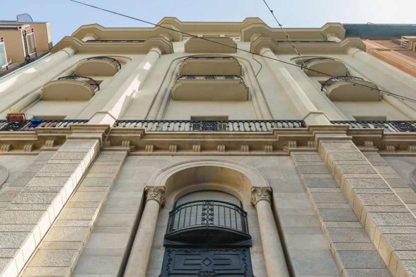 Цены на Elegante Appartamento a Piazza dei Martiri by Wonderful Italy в Неаполе
