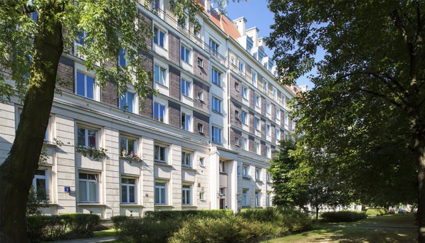 ClickTheFlat Avenue Place — отель с удобным расположением в Варшаве