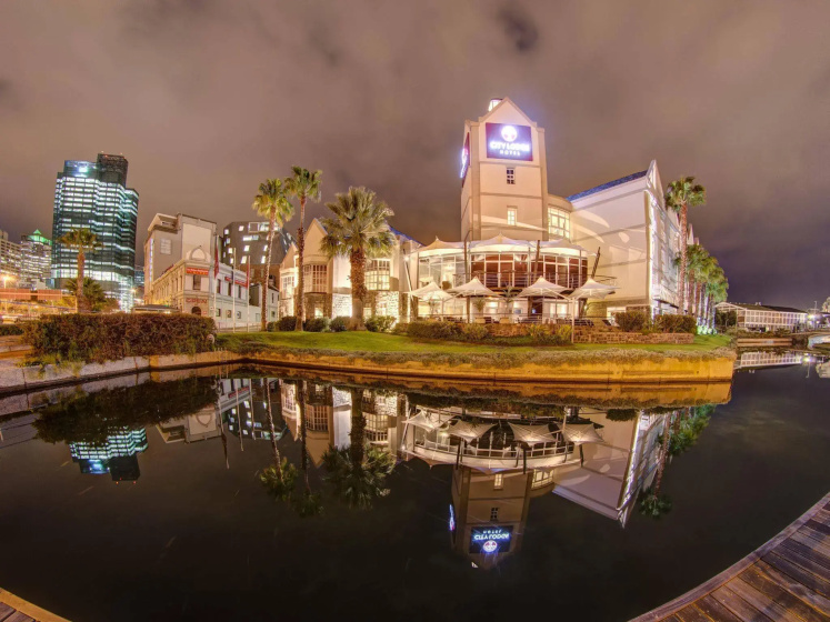 City Lodge Hotel Victoria And Alfred Waterfront — всё о проживании в Кейптауне