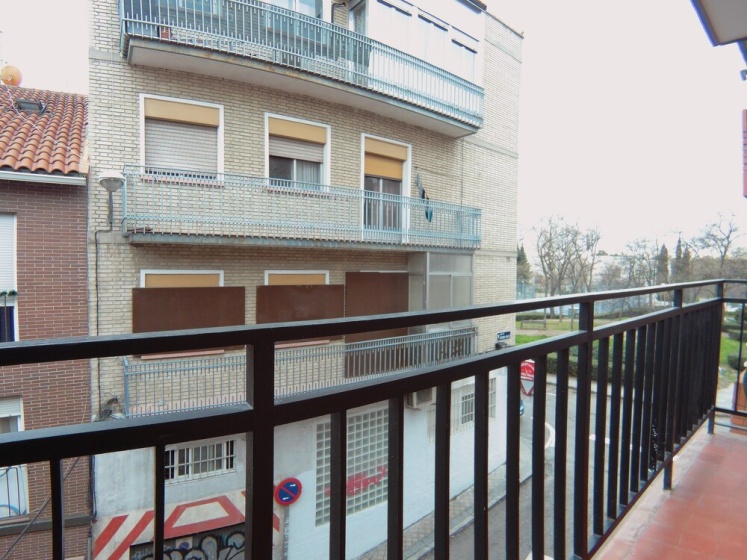 Apartamento exterior de 2 Habitaciones cercano al parque Olof Palme AP6 — отель с удобным расположением в Мадриде