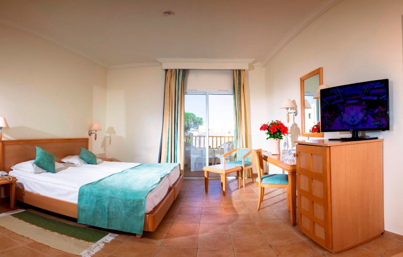 CALIMERA Delfino Beach Resort & Spa - All inclusive — отель в удобной локации в Хаммамете