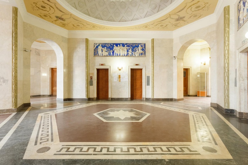 Kotelnicheskaya Royal Tower — отель с удобствами в Москве