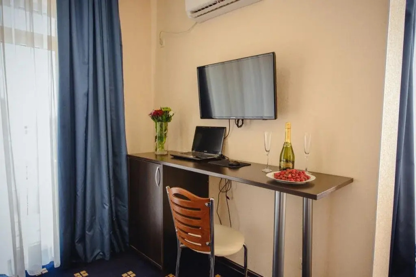 Riviera Guest House — забронировать отель в Сочи