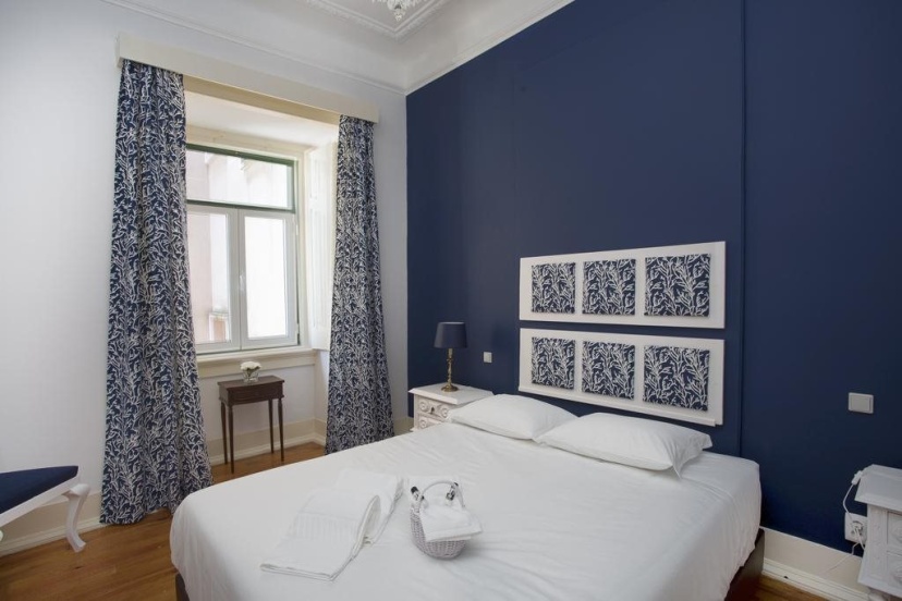Typical Lisbon Guest House — отель с удобным расположением в Лиссабоне