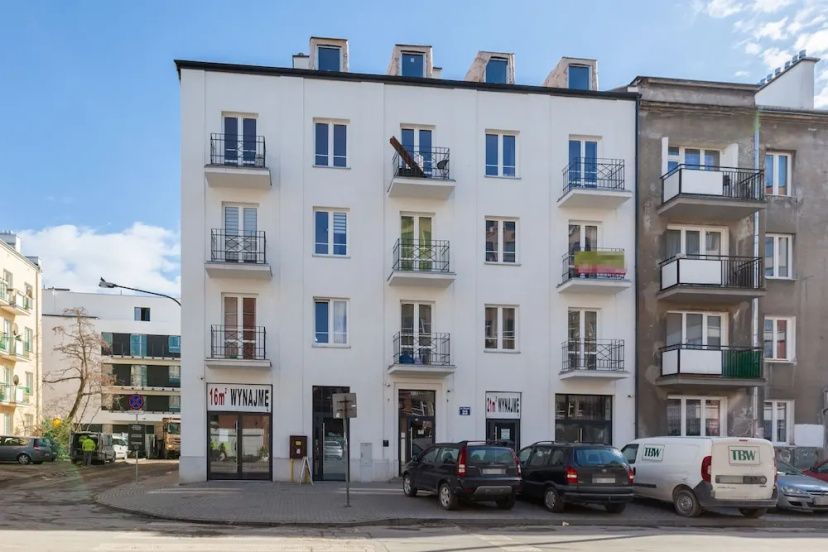 Modern Studio for Two by Renters — забронировать отель в Варшаве